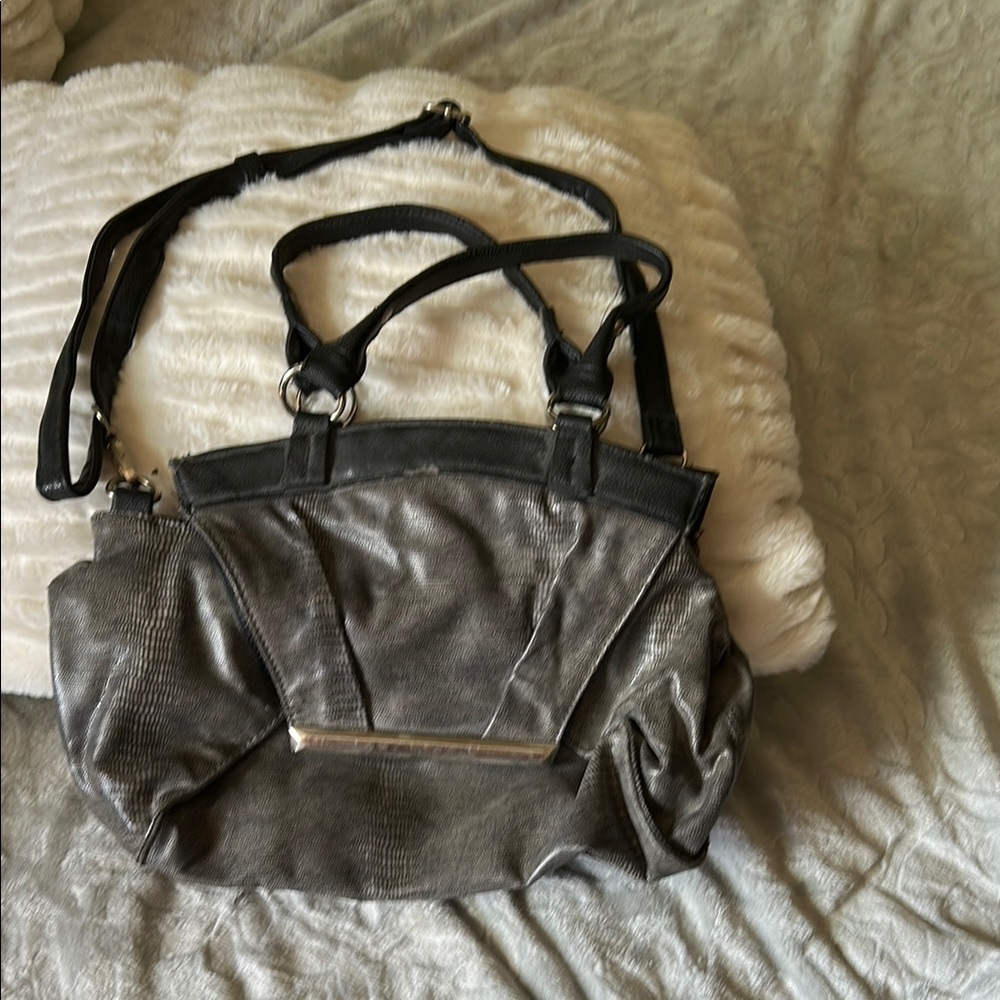 Jennifer Lopez Gray Leather Handbag